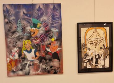 Kirjaston joulukuun taidenäyttelynä Hanna Mäkelän Leikkimielisyys