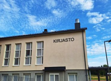 Ke 2.9. kirjastossa palveluaika klo 14-19